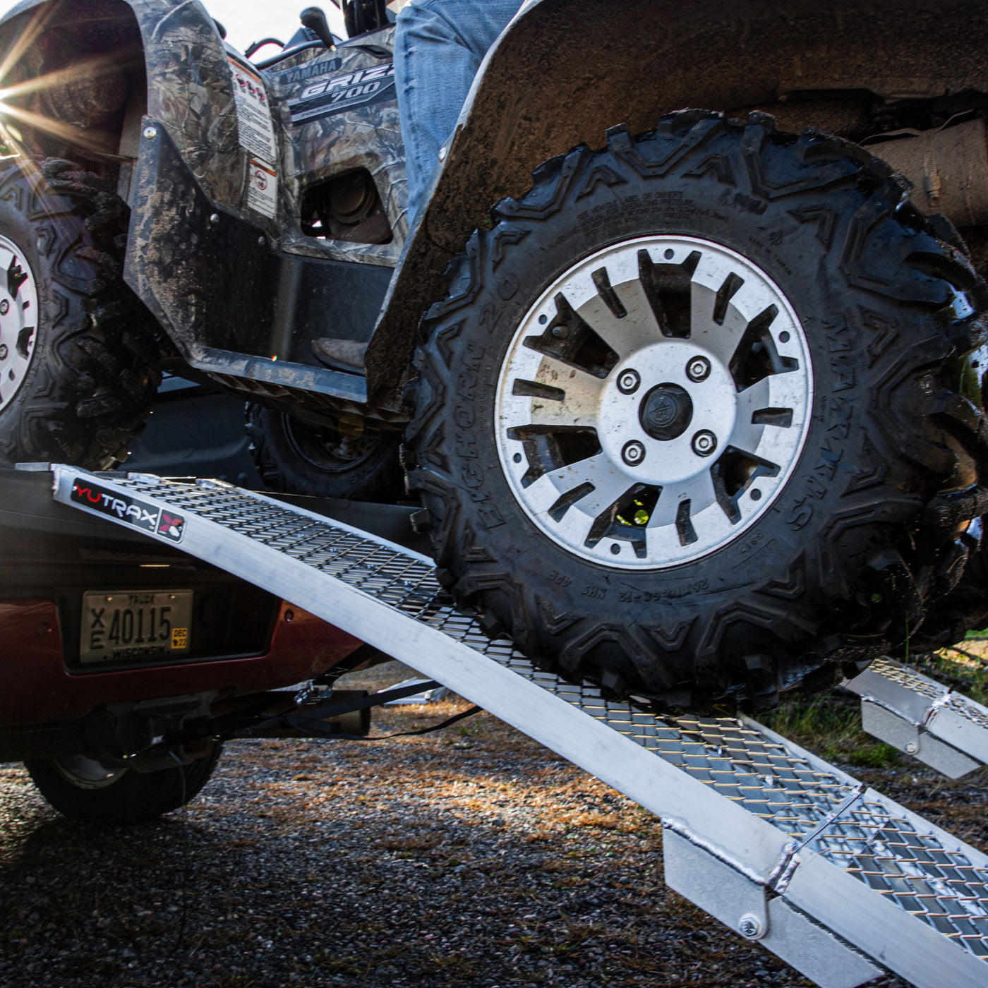 YUTRAX 89” Folding Arched Ramps, Aluminum Arch Ramps, 1500 lb. Capacity ...